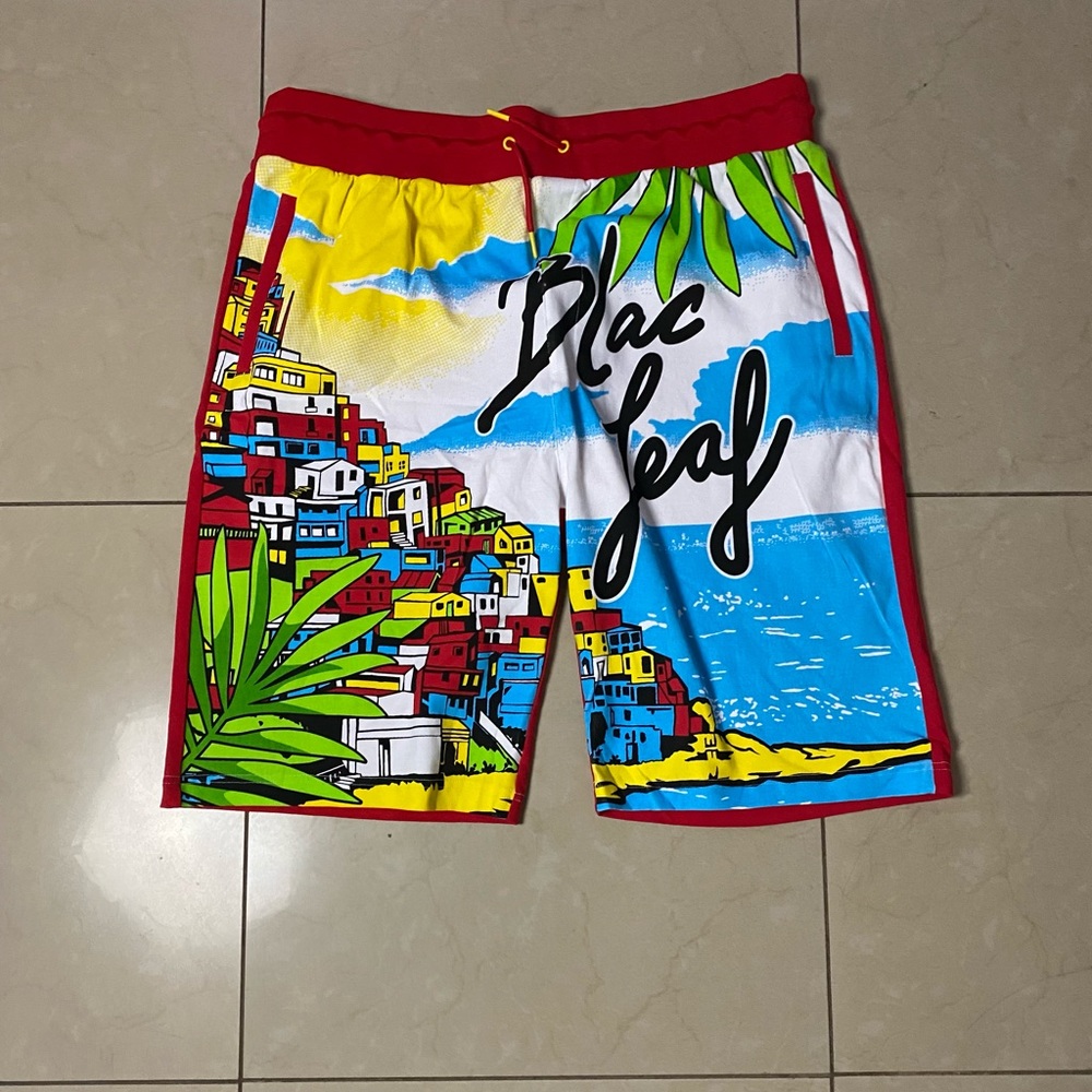 Black leaf red shorts size 3xl